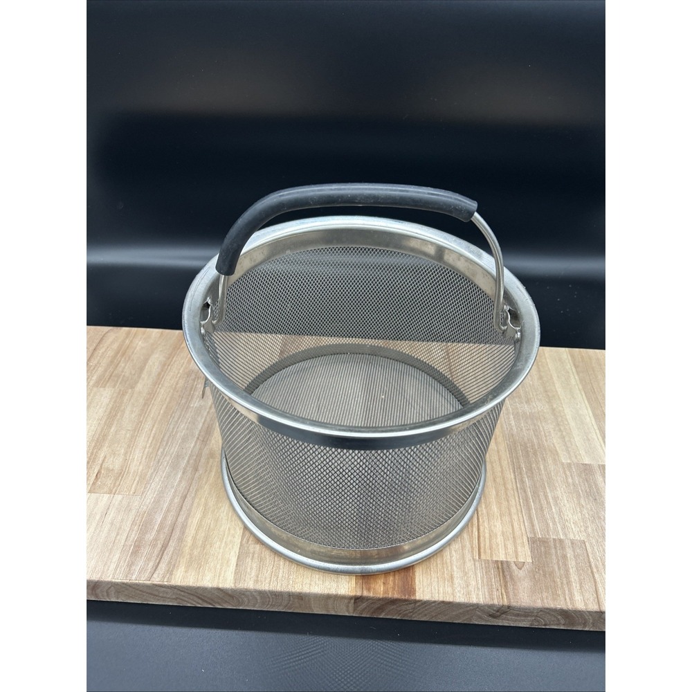 Cook's Essentials Mesh Pasta Frying Strainer Multi-Use Basket - Picture 2 of 9